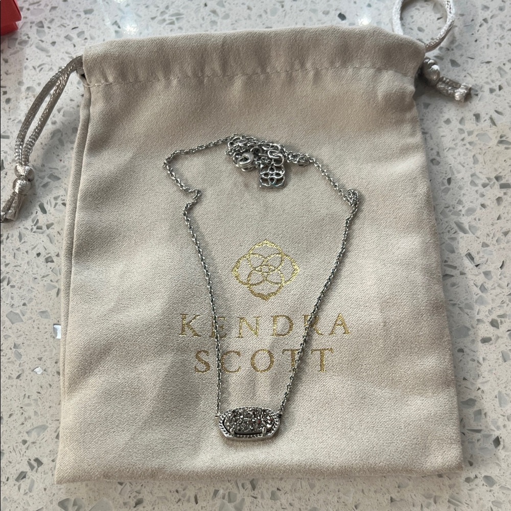 Kendra Scott Elisa Silver Pendant Necklace in Platinum Drusy